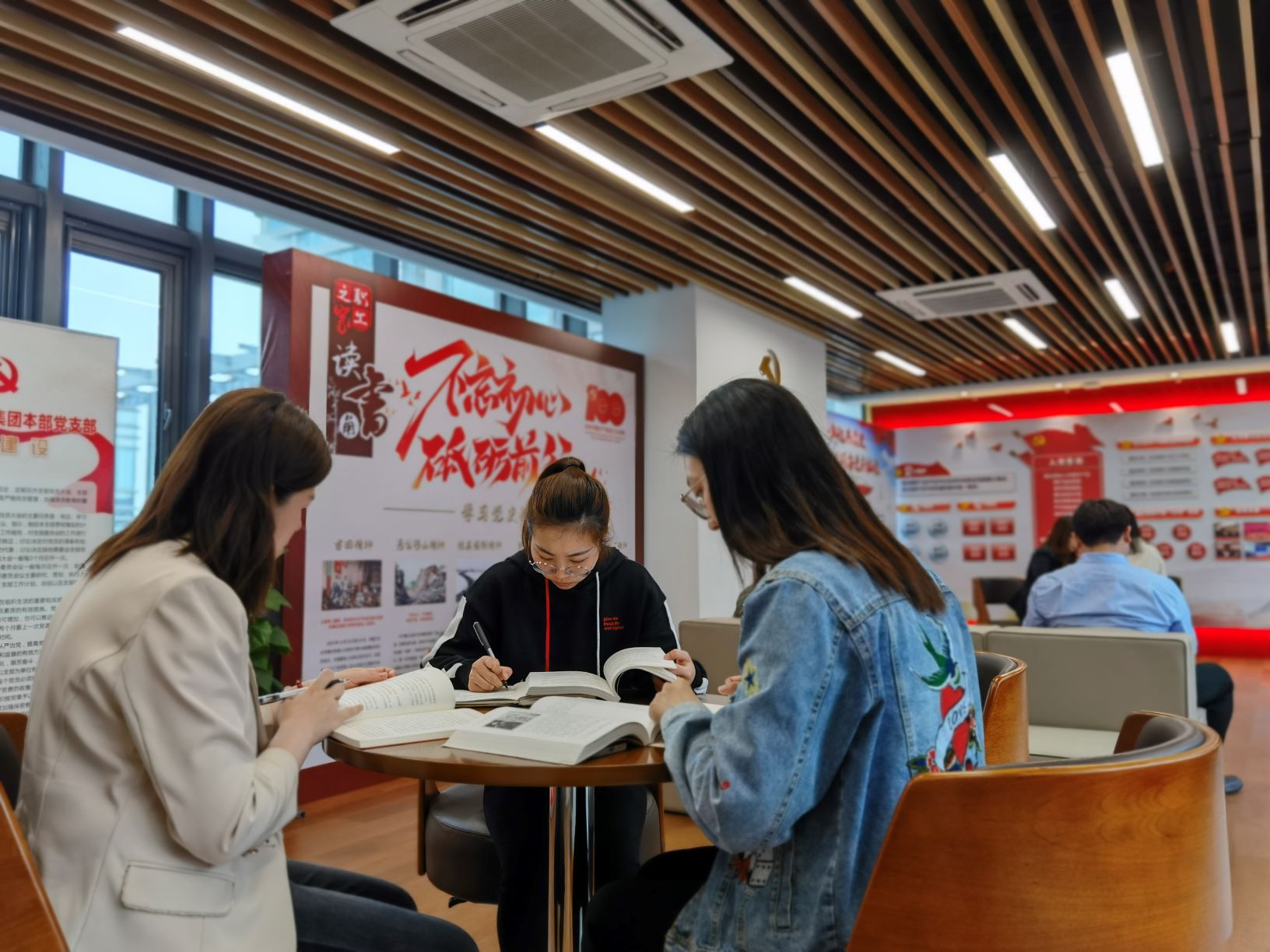 1620263921327423.jpg 1620263921327423.jpg